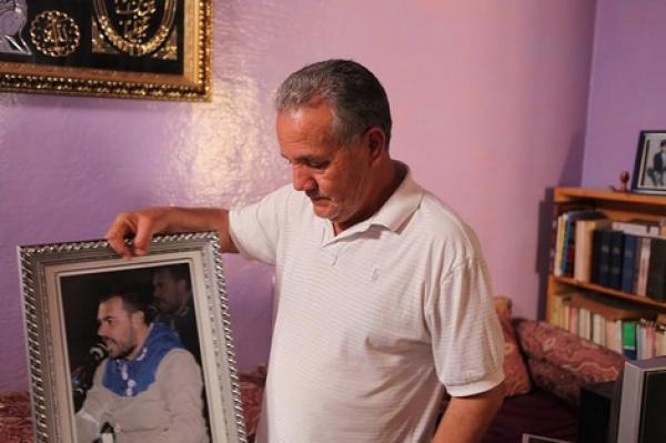 تراجع "الزفزافي الأب" عن الاستقالة من رئاسة جمعية عائلات المعتقلين..مقابل هذا الشرط!