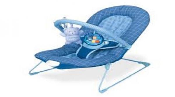 رضيعة بريطانية تموت بعد أن نسيتها أمها في الأرجوحة