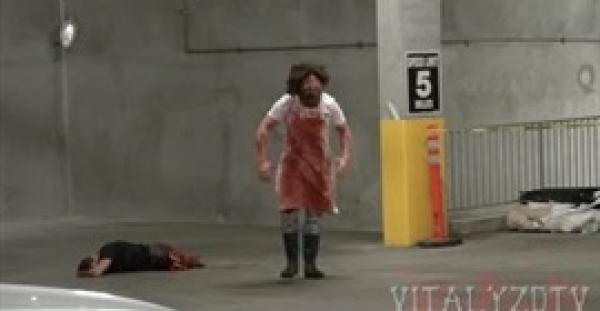 بالفيديو.. 4 ملايين مشاهدة لمقلب المجزرة الوحشية بالمنشار