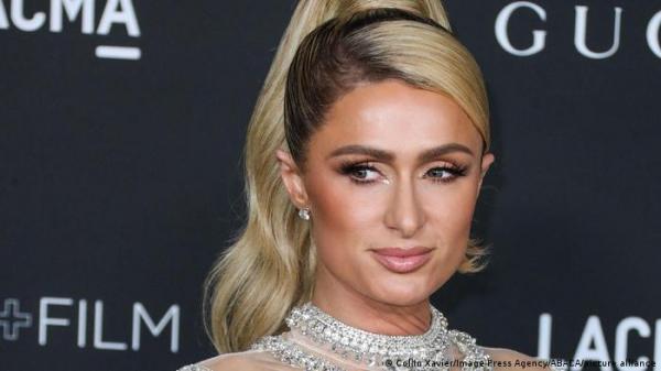 باريس هيلتون: تعرضت للاعتداء الجنسي في مدرسة داخلية!