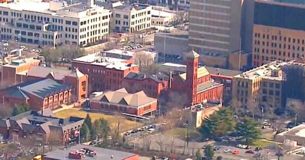 بالفيديو: تلاميذ يديرون مدرستهم ويحققون نتائج مذهلة