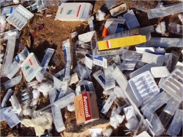 فضيحة ... إعادة بيع قنينات مصدرها النفايات الطبية