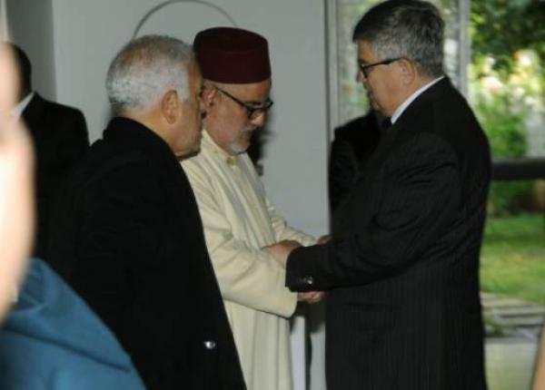 السفير الروسي يلتقي ببنكيران لتقديم العزاء بعد ساعات من "غضب" موسكو عليه