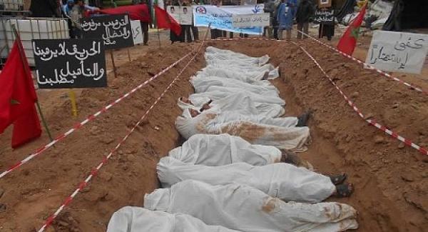 خطير : تجار سوق البلاستيك الفلاحي بإنزكان يرتدون أكفانا ويدفنون أنفسهم وسط خندق كبير لهذا السبب