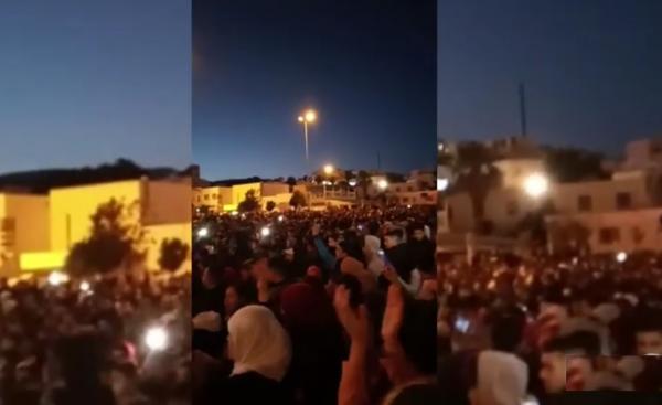 الفنيدق.. الساكنة تخرج مجددا للاحتجاج بسبب الوضع المعيشي بعد إغلاق معبر باب سبتة