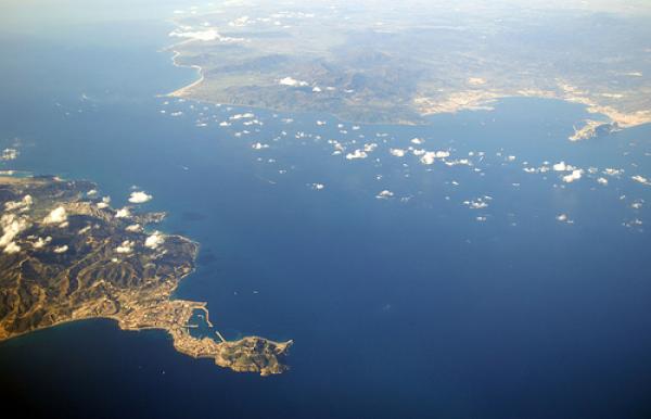 مفارقات الدبلوماسية الإسبانية بين المطالبة بجبل طارق ورفض تحرير سبتة ومليلية 