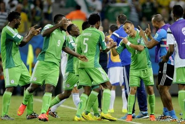 "نسور" نيجيريا تحصد النقاط الثلاث في مواجهة البوسنة وتقترب من التأهل للدور الثاني