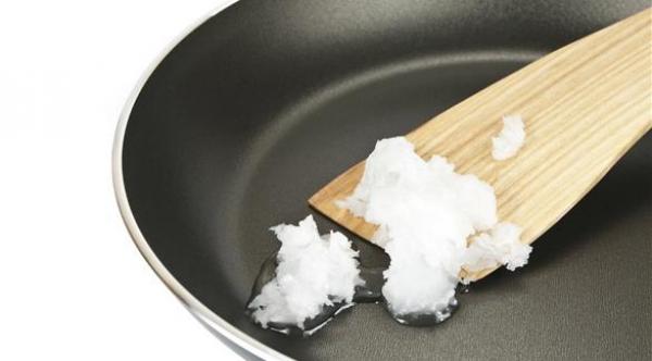 6 فوائد صحية رائعة للطهي بزيت جوز الهند