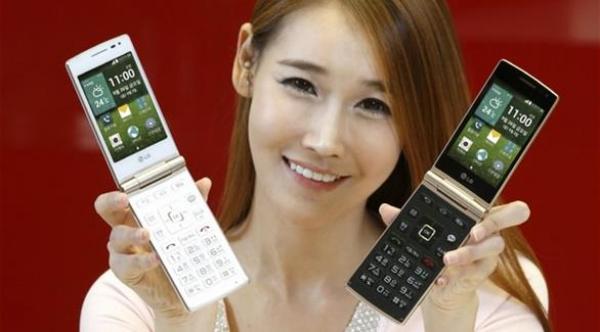 "إل جي" تطلق هاتفاً بتصميم قديم ومواصفات عالية