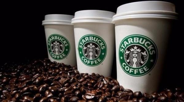 ستاربكس تعتزم توظيف 10 آلاف لاجئ بعد حظر ترامب