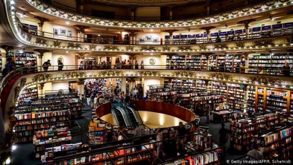 سرقة "كازانوفا" تطيح بسفير المكسيك لدى الأرجنتين!