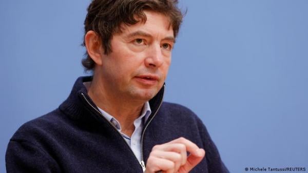 عالم الفيروسات الألماني، كريستيان دروستن