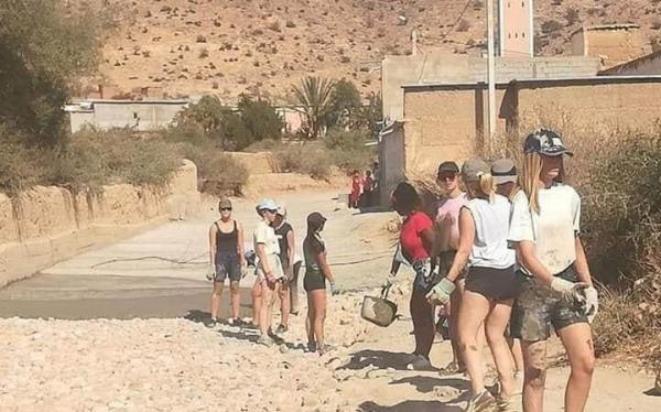 عصيد يٌعيد فتح قضية برلماني "البيجيدي" والحسناوات البلجيكيات بتدوينة مثيرة