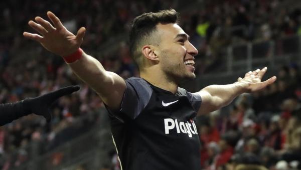 رسميا .. "الفيفا" تفتح أبواب المنتخب المغربي أمام منير الحدادي