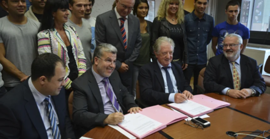 مباحثات جمعت رئيس غرفة التجارة والصناعة بتطوان ورئيس غرفة الصناعة والتجارة لمنطقة "بوبيارن" الفرنسية