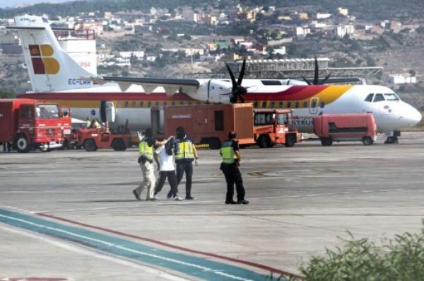 قاصر مغربي يتسبب في استنفار أمني بمليلية