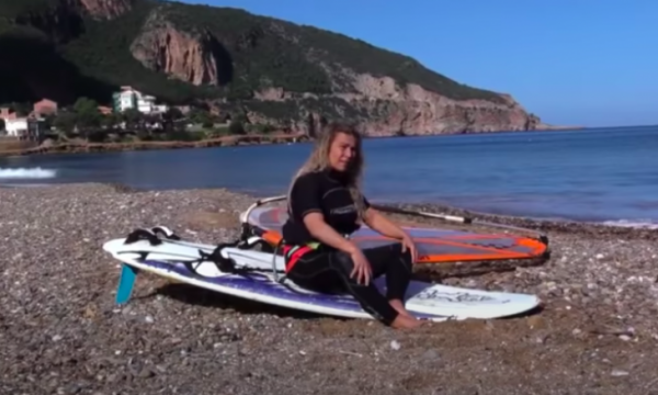 وأخيرا...العثور على جثة أشهر راكبة أمواج جزائرية بعد أن حير اختفاؤها السلطات لأكثر من 5 أشهر