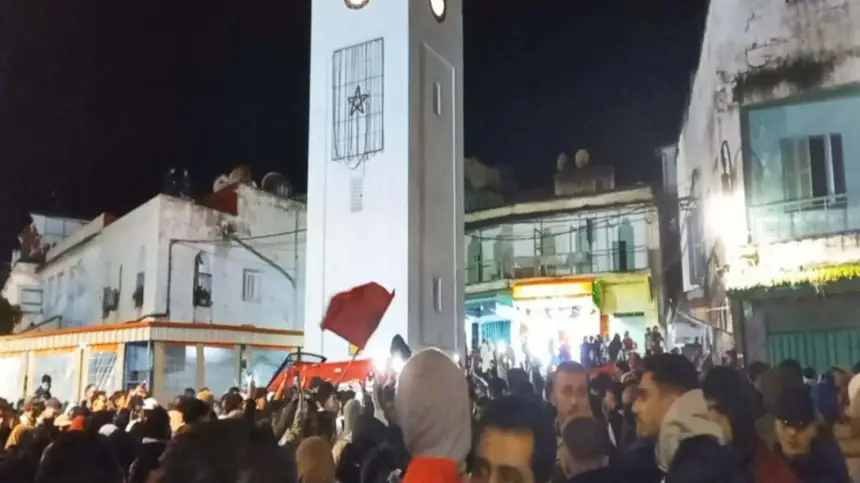 من المݣانة.. ساكنة وزان تحتفل ببلوغ أسود الأطلس لنهائي "كان المغرب"