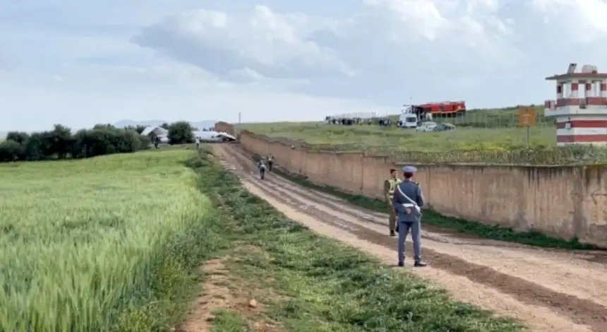 استنفار أمني بعد تحطم طائرة خلال هبوطها بمطار فاس سايس