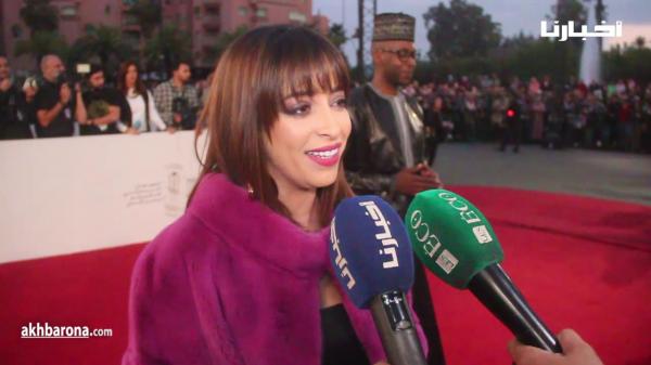 تألق نجوم مهرجان مراكش على البساط الأحمر بإطلالات مغربية وعصرية