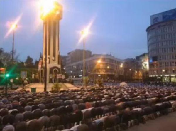 دعاء أهالي حمص في رمضان - مؤثر جداً