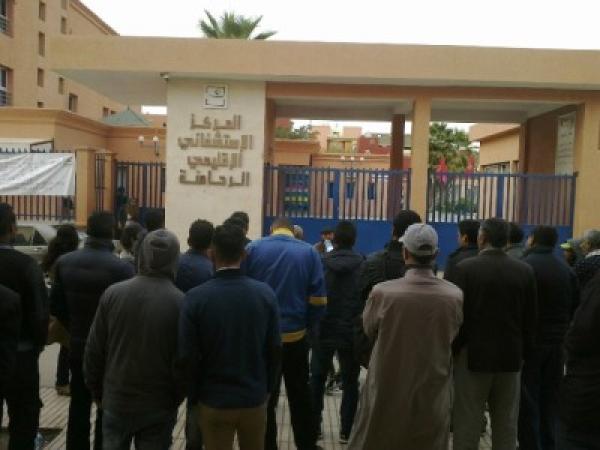 نايضة فمستشفى الرحامنة والنقابيون: لا "رحيل" لمدير المستشفى قبل "محاسبته"