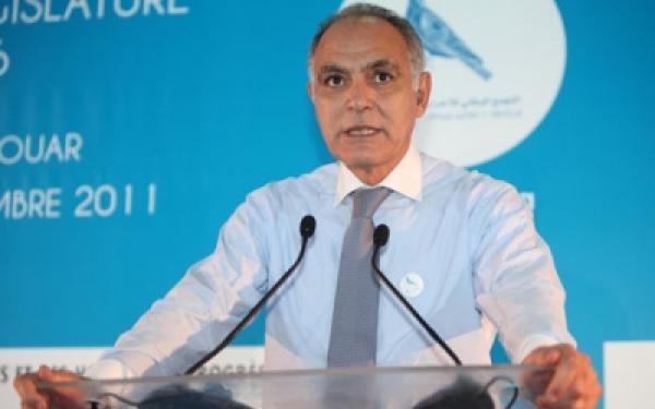 مزوار يطلق النار على عباس الفاسي ويقول إنه ليس رجل دولة 