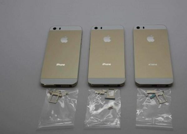 أول صور عالية الوضوح لهاتف iPhone 5S الذهبي