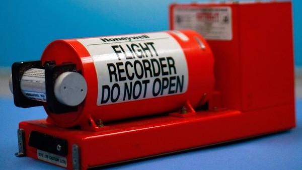 تعرف على الصندوق الأسود الموجود على متن الطائرات