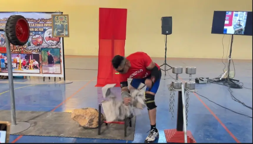 يرفع أكثر من 230 كلغ دفعة واحدة.. عرض خيالي من فاس لأقوى رجل في المغرب