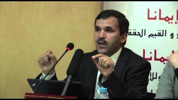 زلزال يضرب حزب "بنكيران" بعد استقالة المفكر "امحمد جبرون" وهذه التفاصيل(النص الكامل للإستقالة)