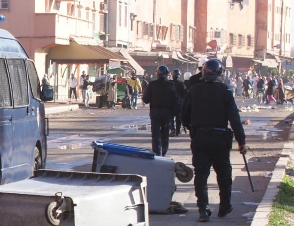 العنصر: تدخل قوات الامن لفك بعض الاحتجاجات يأتي لفرض احترام القانون