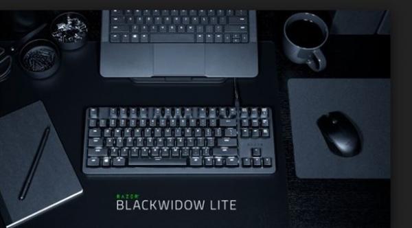 لوحة مفاتيح مخصصة للعمل من "ريزر"