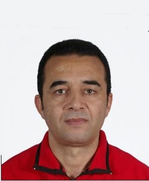 منديل صفية" في مواجهة دهاقنة الفساد"  والاستبداد