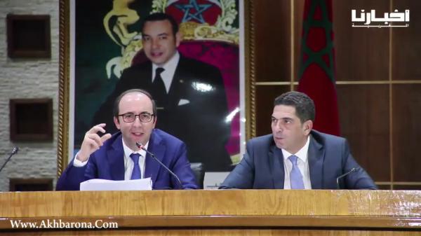 أزمة طلبة الطب..أمزازي والدكالي يدافعان عن موقفهما ويحذران من عرقلة الامتحانات