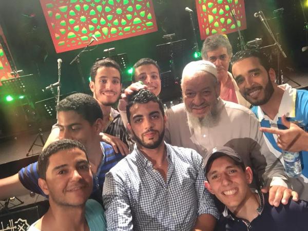 بالفيديو : فرقة " الكورال " تبرئ ذمة عبد الهادي بالخياط و تفند كل الشائعات