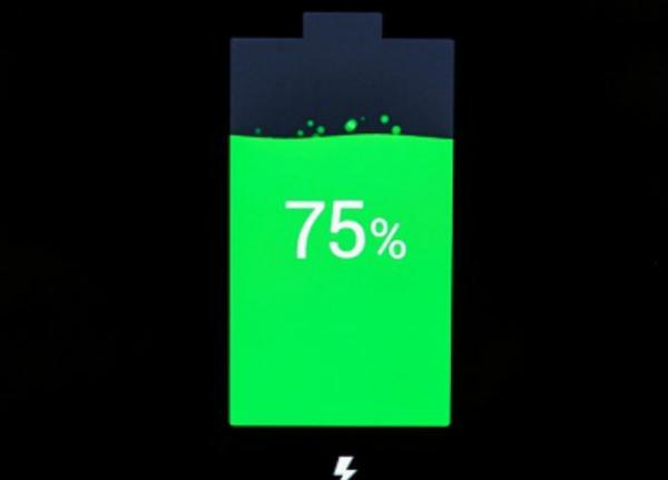 بطارية هاتف ذكي يمكن شحنها خلال 6 دقائق فقط