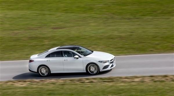 مرسيدس تستعد لطرح CLA الكوبيه الجديدة