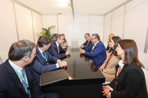 أخنوش من روتردام: السياسيون الأوروبيون يعتبرون المغرب قوة كبرى في إفريقيا