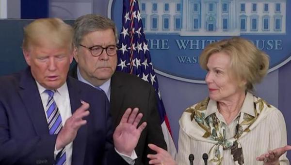 ترامب ينتقد مستشارة البيت الأبيض بشأن كورونا ويعتبر تصريحاتها “مثيرة للشفقة”