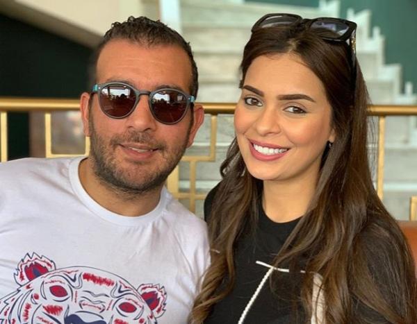 بالصورة: غضب كبير جدا يلاحق "حبيركو" و زوجها بسبب صورة عادت بأذهان الجميع إلى زمن "الرقيق" و "العبودية"