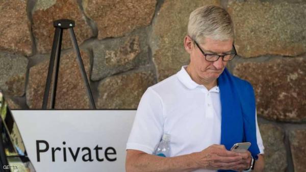 تقرير يكشف معلومات غريبة عن مدير أغلى شركة في العالم