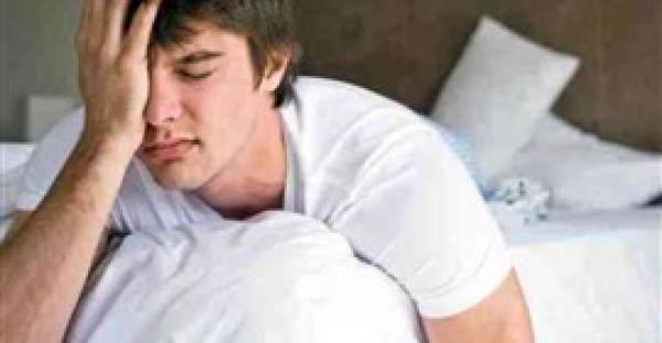 عادات صباحية خاطئة تفسد يومك وتسلبك صحتك