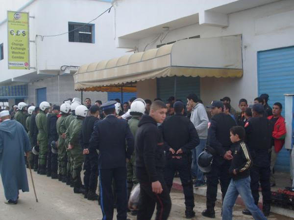 حراك الريف : هذه حقيقة تهديد عناصر القوات المساعدة بإمزورن بالانسحاب الجماعي من العمل