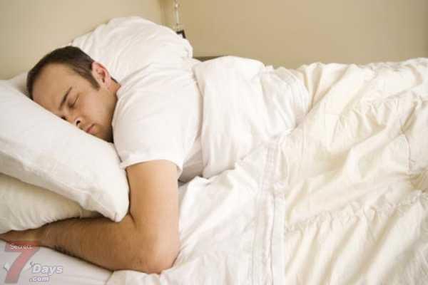 لماذا نهى الرسول صلى الله عليه وسلم النوم على البطن؟