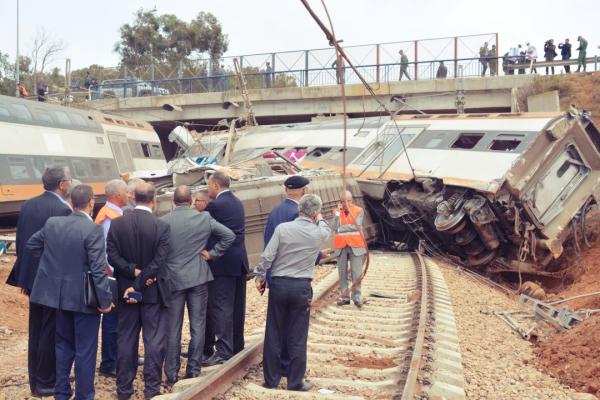 بعد توقف حركة القطارات .. حافلات بالمجان للمسافرين بين سلا والقنيطرة