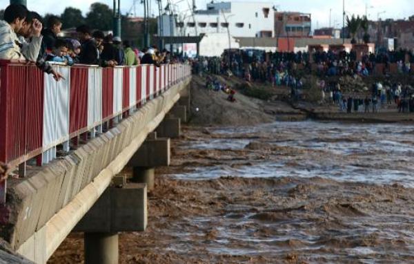 السلطات المغربية تطالب سكان &quot;المناطق المنكوبة&quot; بترشيد استهلاك المواد الغذائية الى حين انفراج الحالة الجوية 