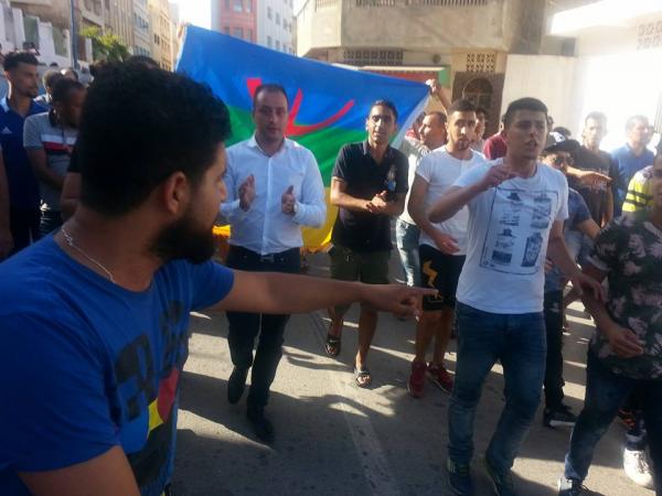 مستشار الرئيس الفرنسي ماكرون يشارك في مسيرة 20 يوليوز