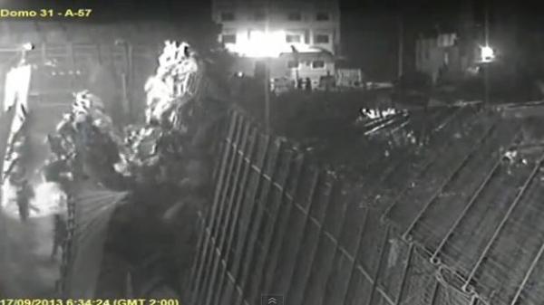 فيديو - شاهد لحظة اقتحام 300 مهاجر أفريقي حدود جيب مليلية المحتلة