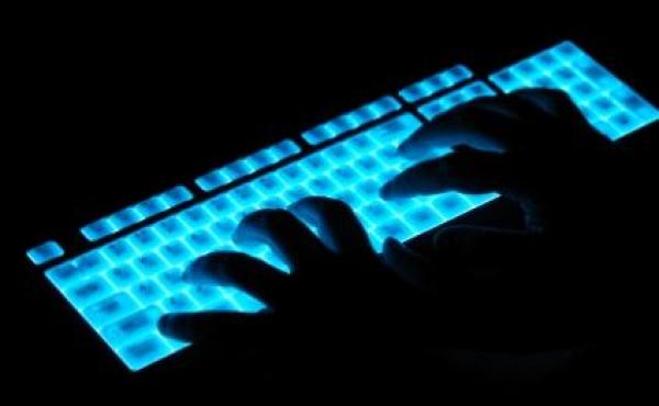 إسلاميون متشددون يدخلون سرًا إلى مواقع إباحية